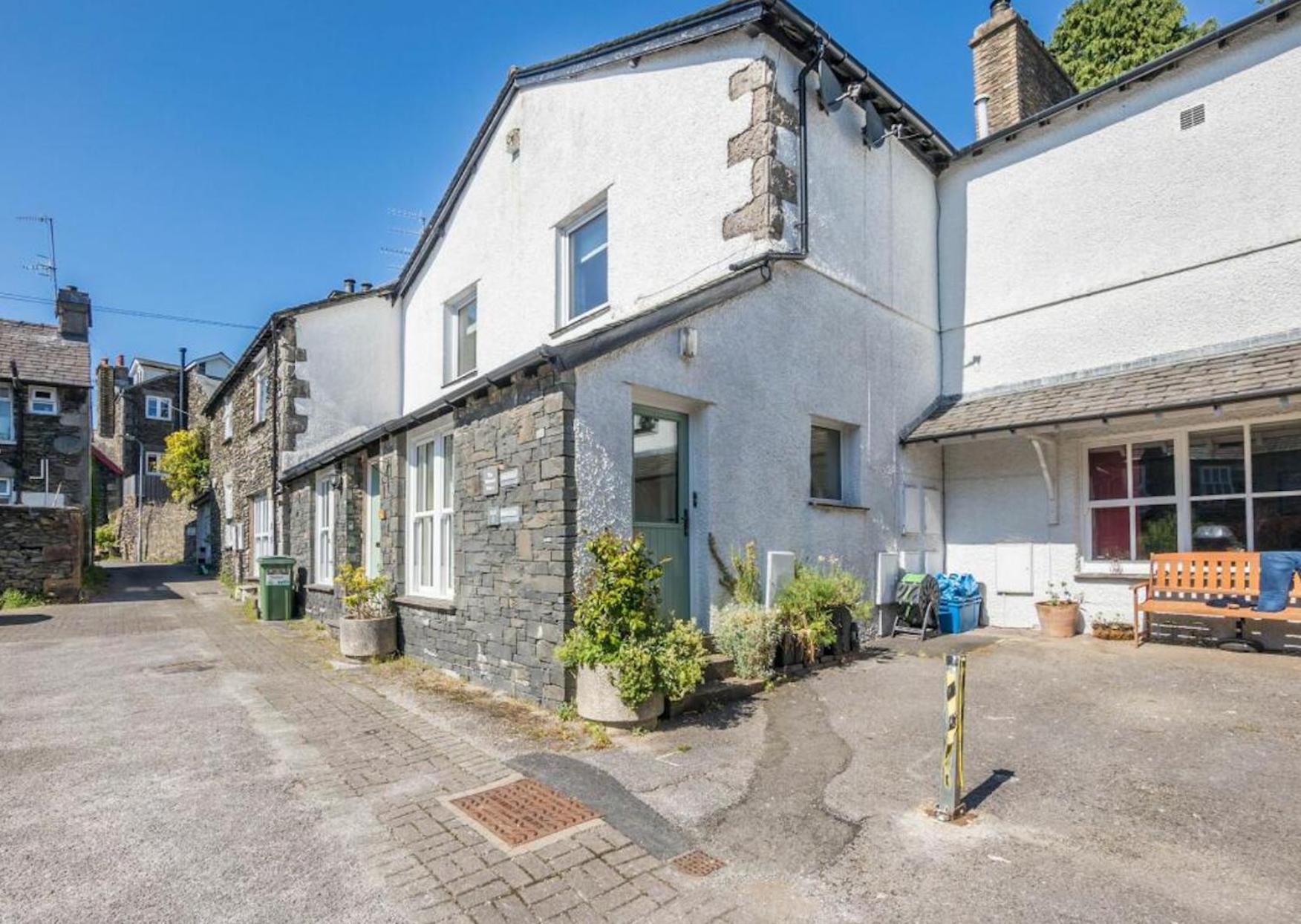 The Retreat, Steps From Amenities Daire Windermere Dış mekan fotoğraf